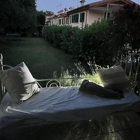 Bed and Breakfast Due Archi Сант'Амброджо-ді-Вальполічелла Екстер'єр фото