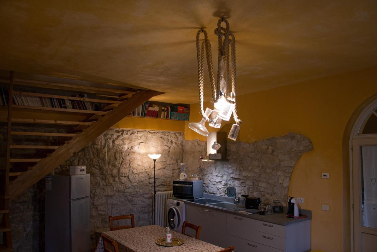 Bed and Breakfast Due Archi Сант'Амброджо-ді-Вальполічелла Екстер'єр фото
