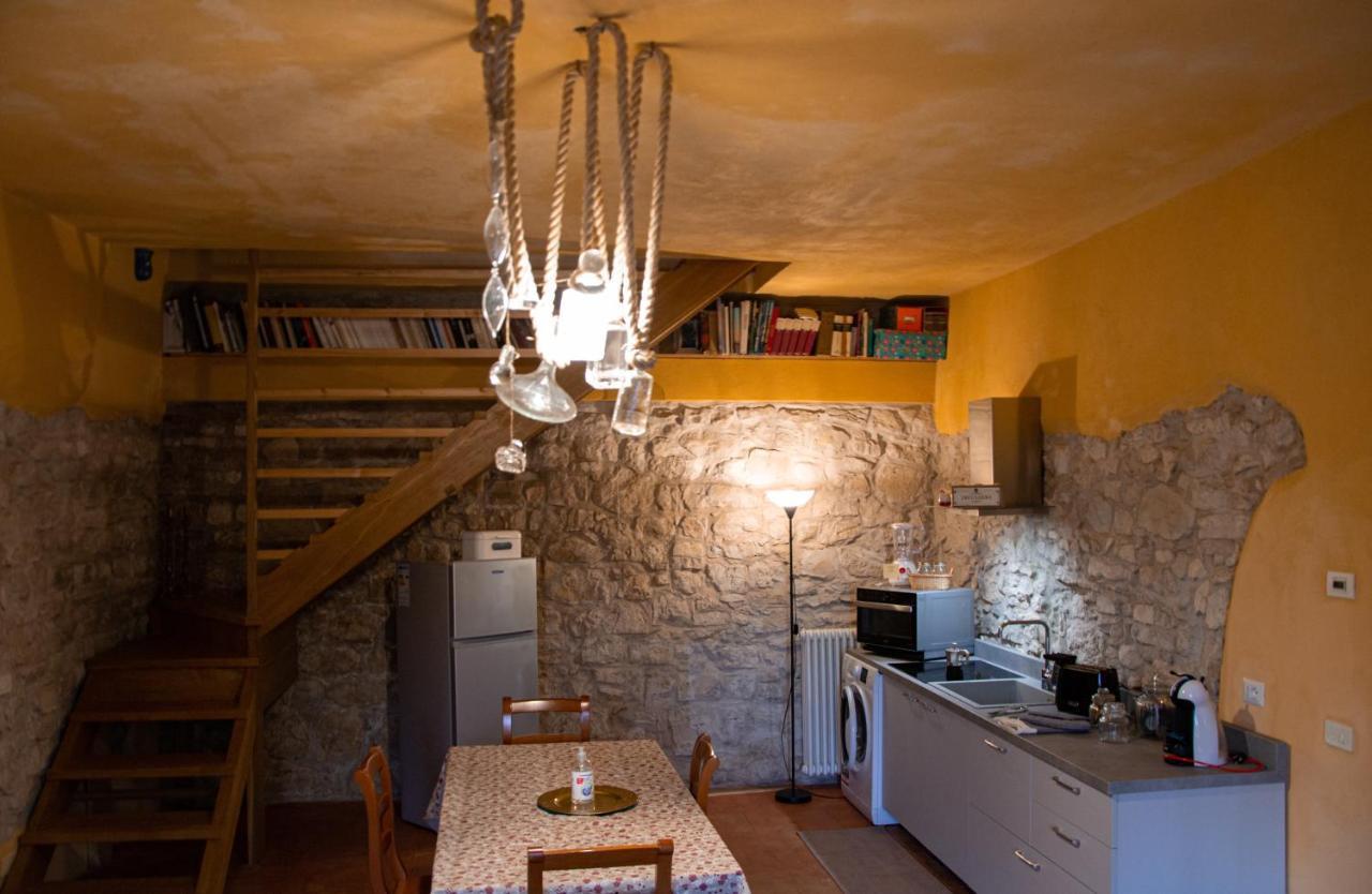 Bed and Breakfast Due Archi Сант'Амброджо-ді-Вальполічелла Екстер'єр фото