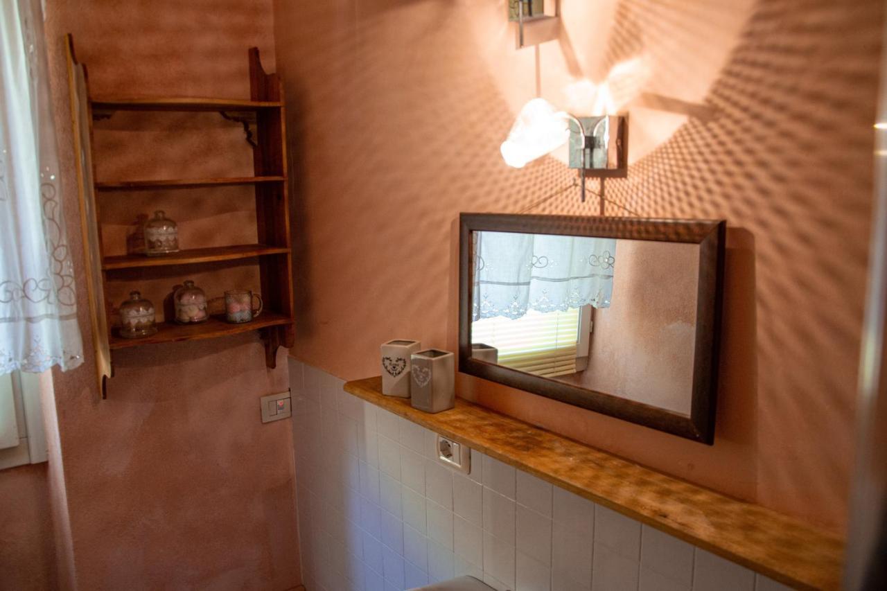 Bed and Breakfast Due Archi Сант'Амброджо-ді-Вальполічелла Екстер'єр фото